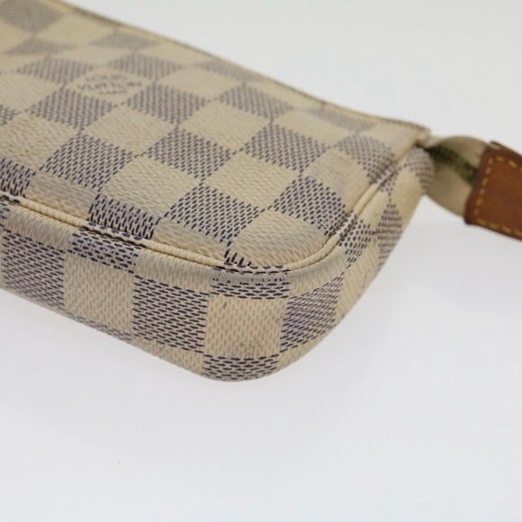 Louis Vuitton monogram mini pochette - Picture 3 of 6